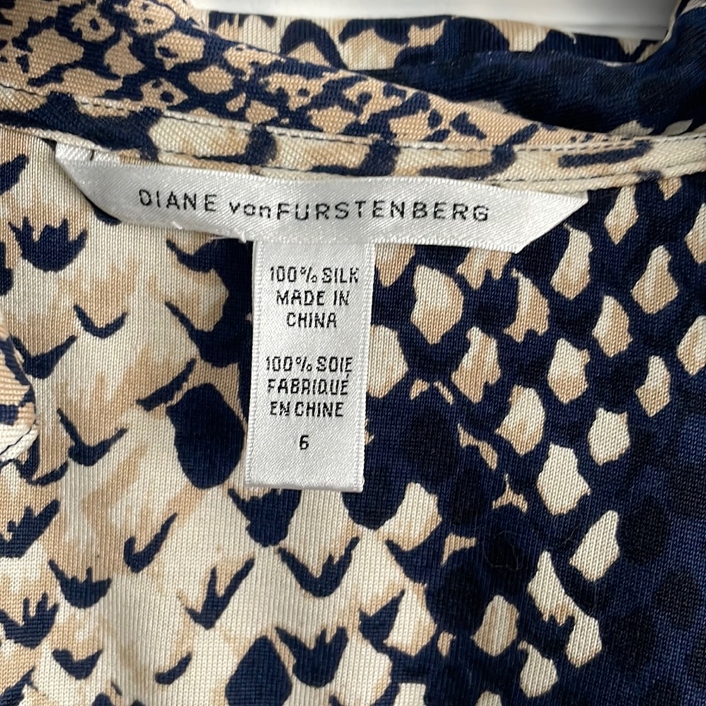 Diane vin Furstenberg Dress